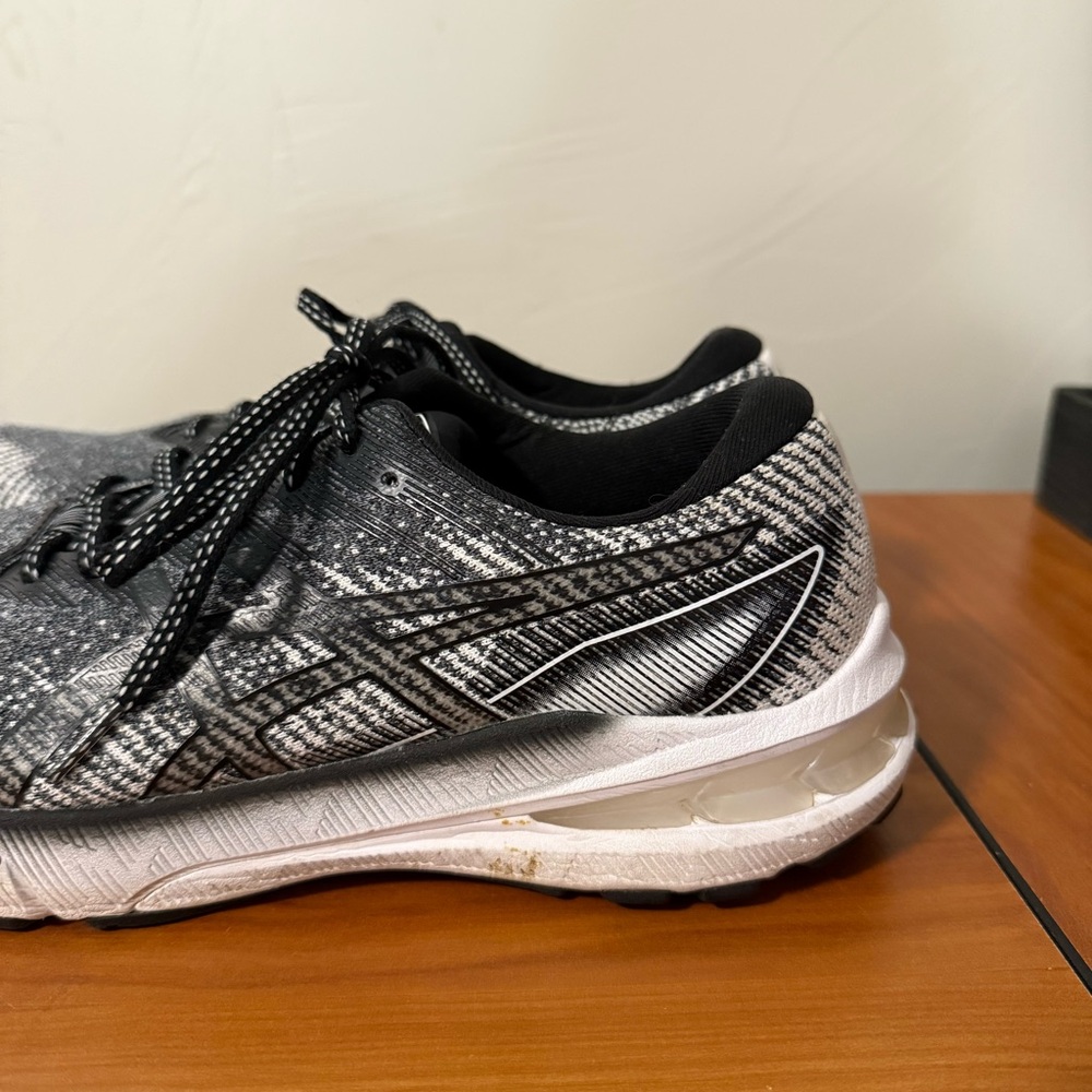 Asics Women's GT-2000 13 Running Shoe Black White Knit Flyte Foam Trainer W10 - Picture 3 of 10